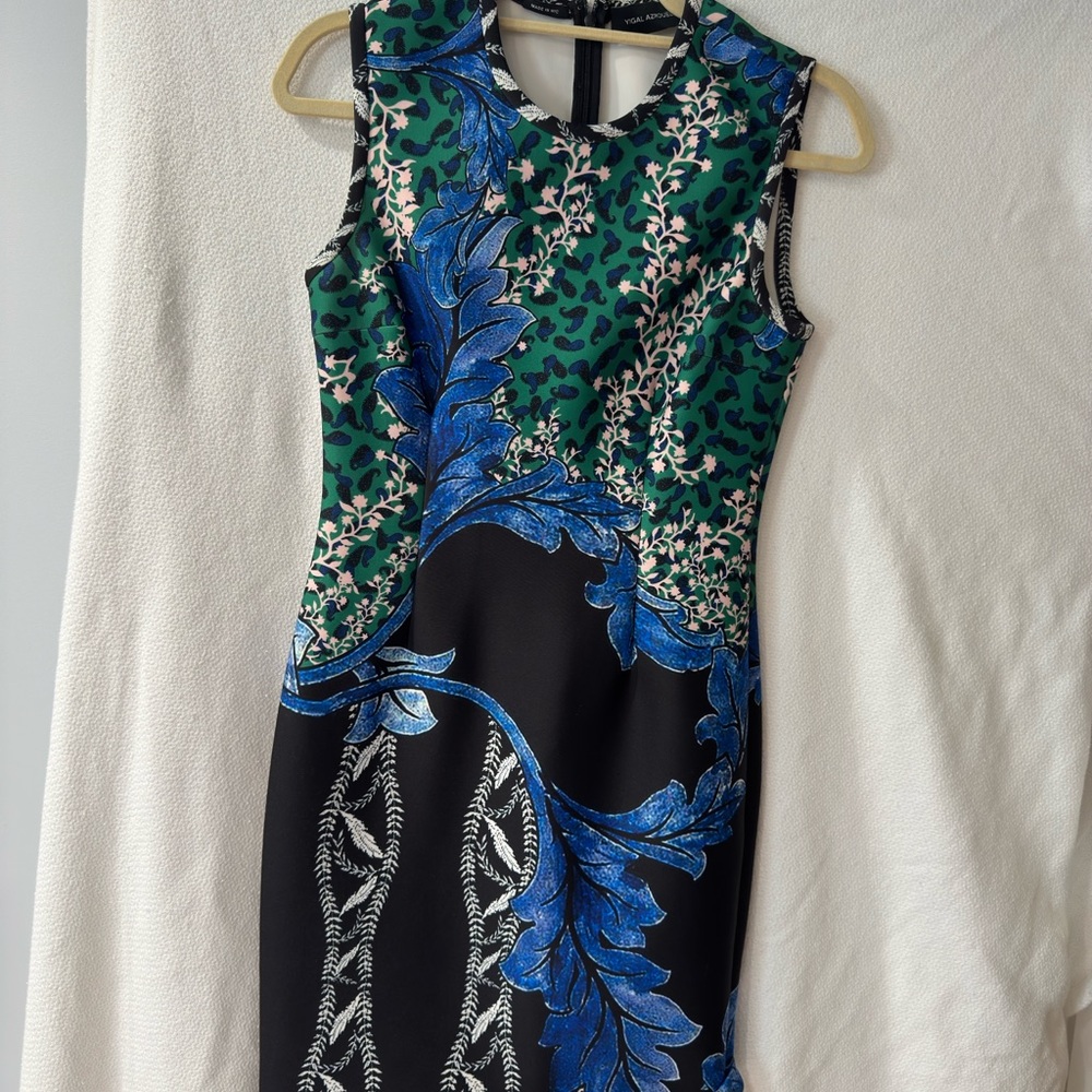 Elegant Green and Blue Patterned Dress